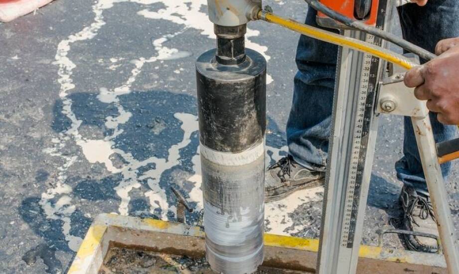 Jak przebiega proces wiercenia studni i co warto o nim wiedzieć?