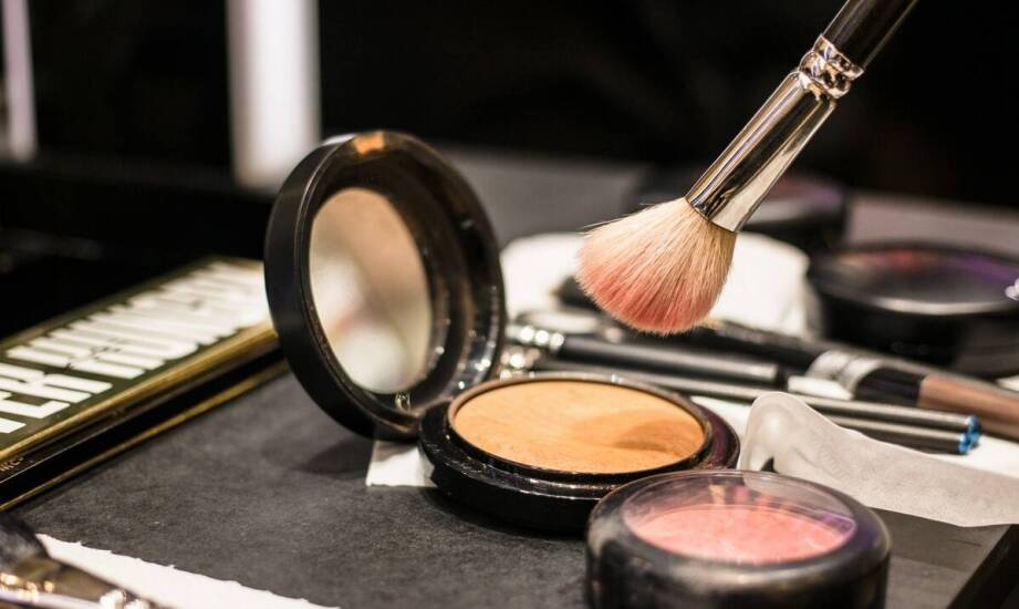 Sekrety pielęgnacji auta: jak dbać o lakier i wnętrze samochodu