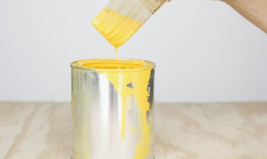 Jak skutecznie przywrócić blask lakierowi samochodowemu przez polerowanie