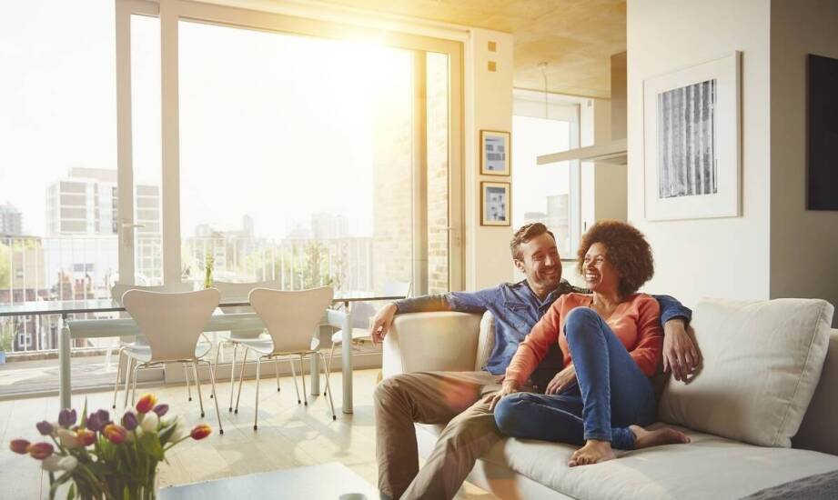 Jak wybrać najlepszą polisę chroniącą mieszkanie przed niespodziankami