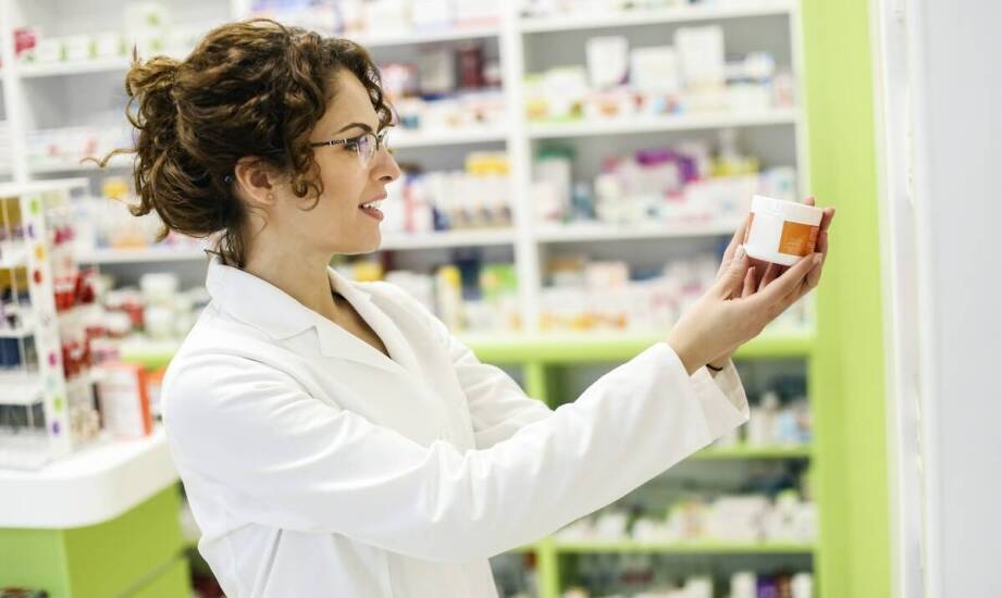 Gdzie znaleźć aptekę czynną przez całą dobę? Najważniejsze informacje