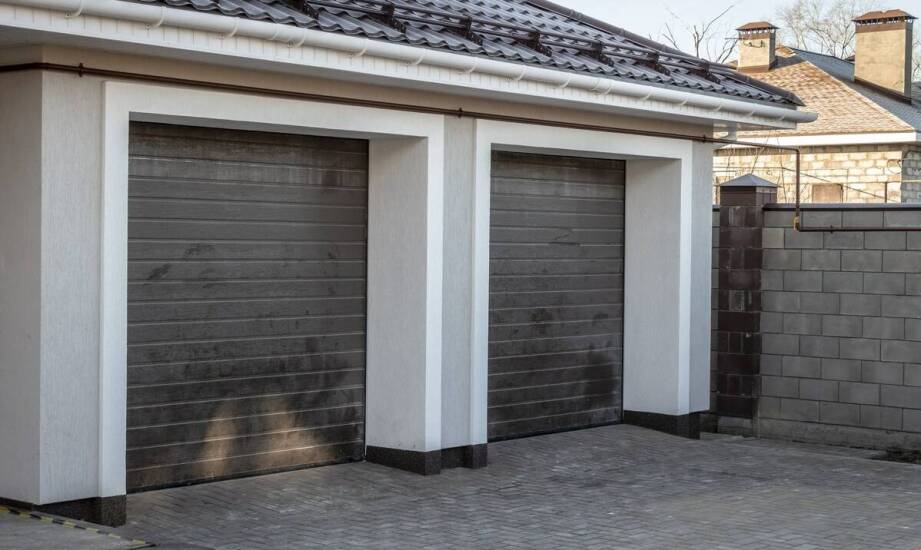 Rodzaje bram garażowych — porównanie rozwiązań i technologie działania