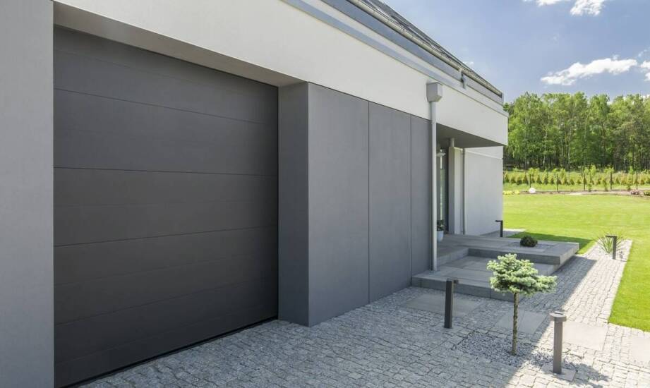 Jak wybrać bramę garażową? Przegląd typów, funkcji i trendów