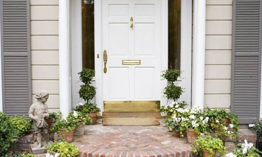 Aluminiowe drzwi wejściowe – zalety, trwałość i bezpieczeństwo