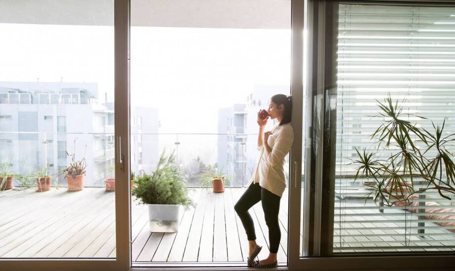 Jak wybrać idealne drzwi balkonowe? Najważniejsze kryteria i porady