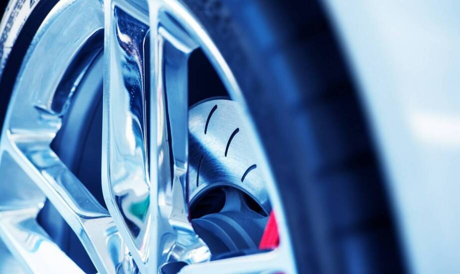 Jak wybrać idealne felgi do samochodu? Najważniejsze informacje i porady