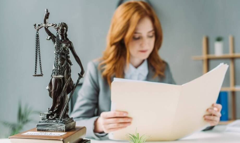 Czym zajmuje się kancelaria adwokacka i w jakich sprawach pomaga klientom