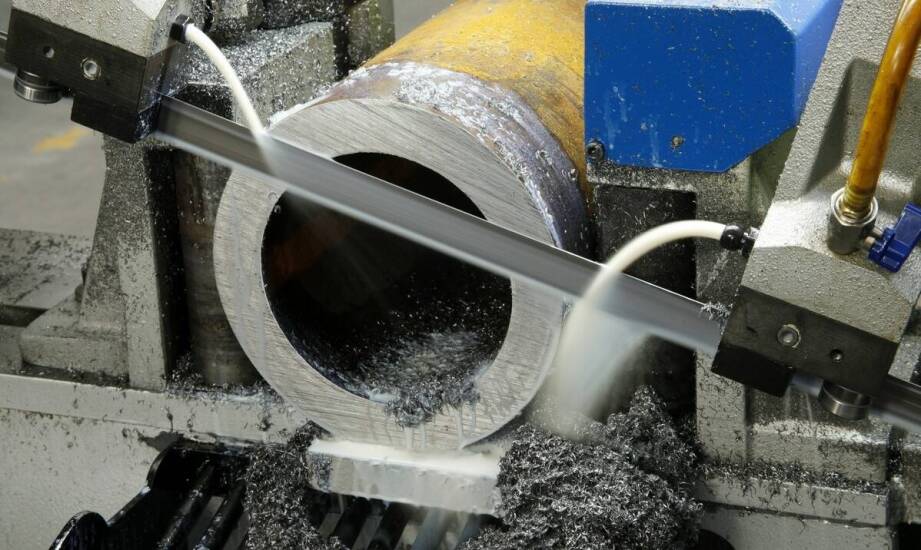 Zastosowanie frezów monolitycznych w obróbce metali – co warto wiedzieć?