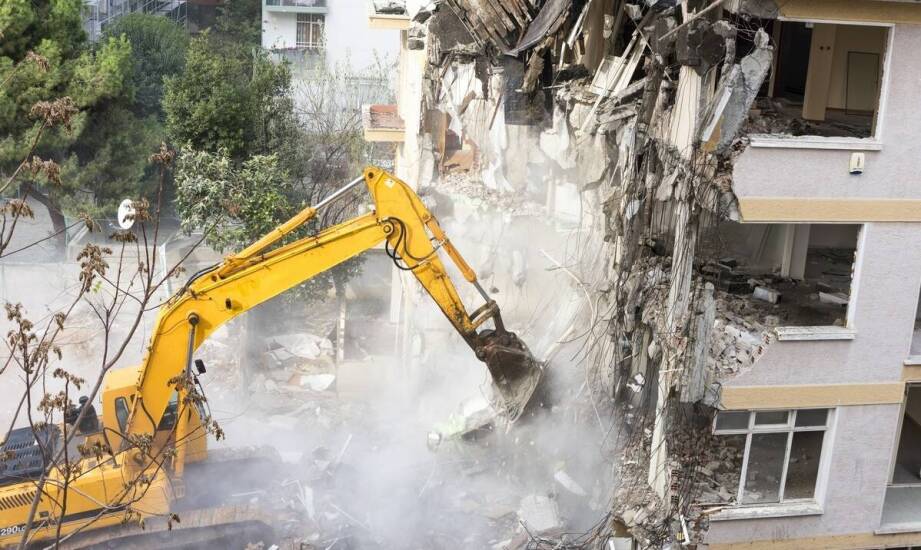 Kiedy rozbiórka budynku może być konieczna?