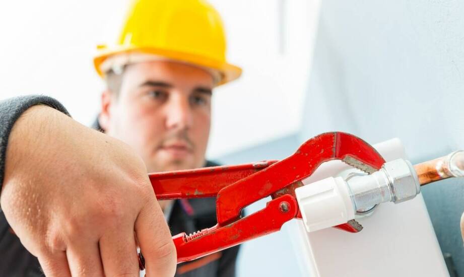 Najważniejsze informacje o instalacjach wodnych, kanalizacyjnych, gazowych i C.O.