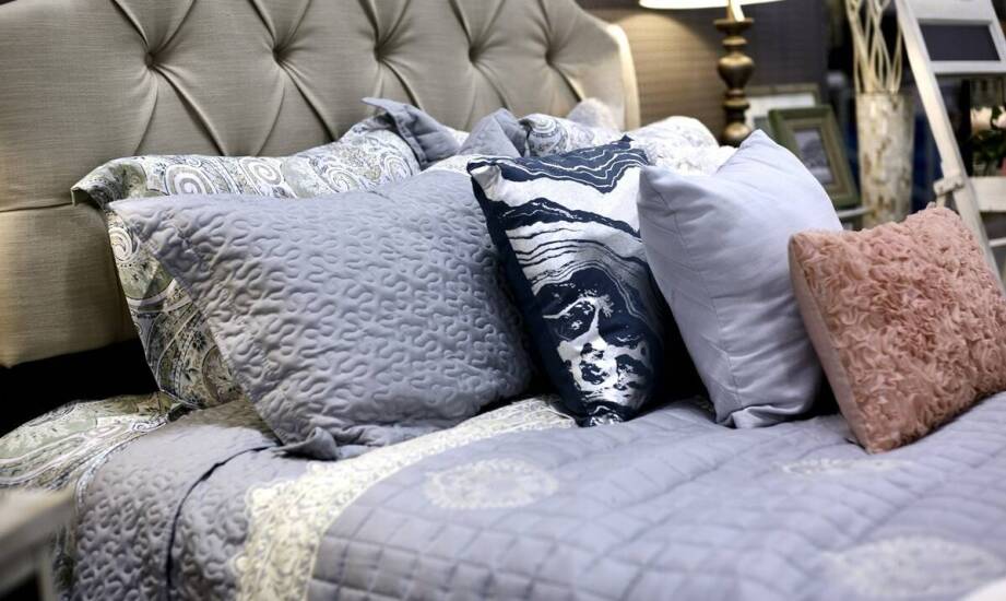 Jak wybrać idealny zestaw kołdry i poduszki do komfortowego snu