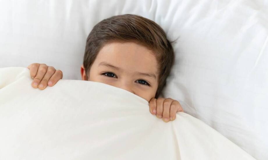 Pościel z mikrofibry dla dzieci – zalety, zastosowanie i bezpieczeństwo