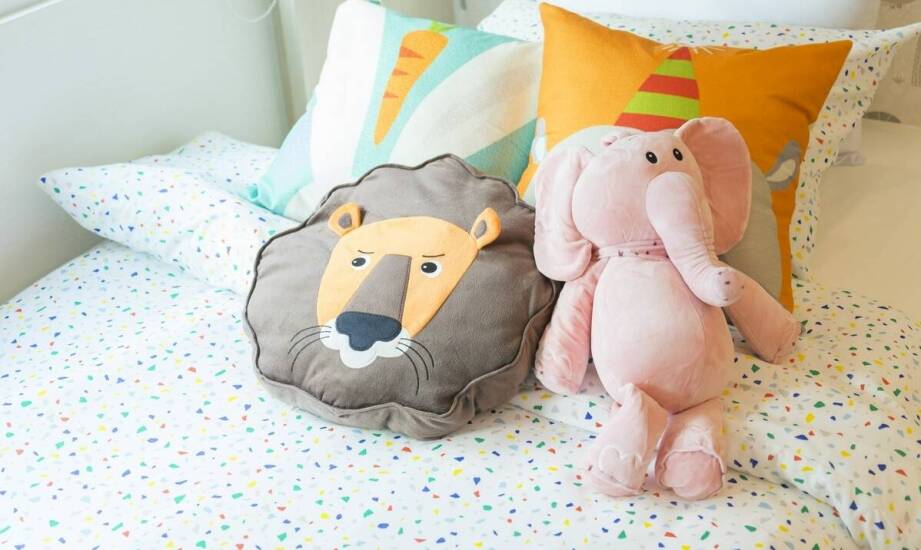 Poduszka do pokoju dziecięcego - czym kierować się przy jej wyborze?
