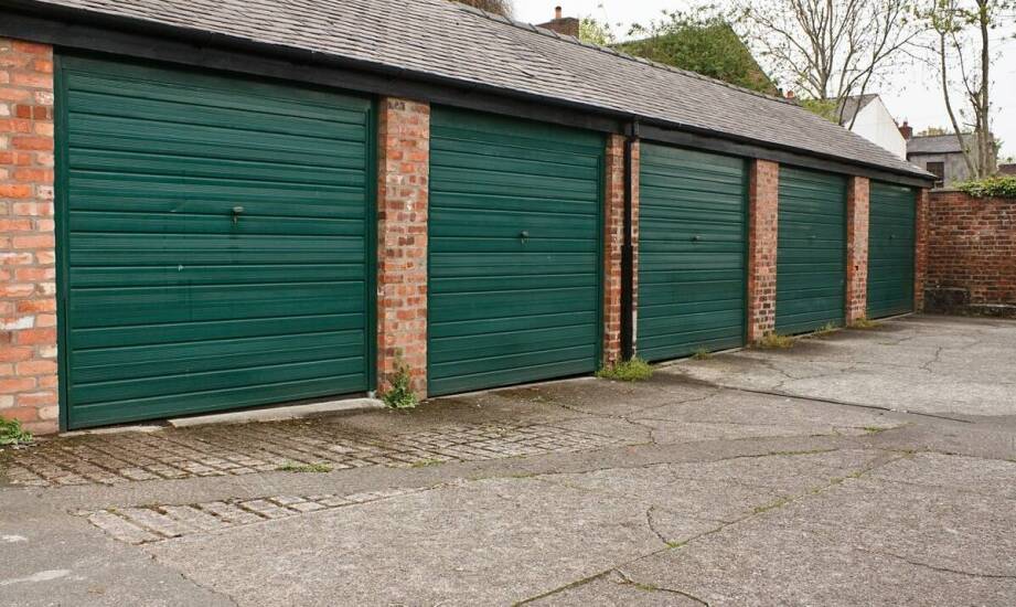 Wiaty samochodowe – praktyczne rozwiązania i inspiracje dla domu