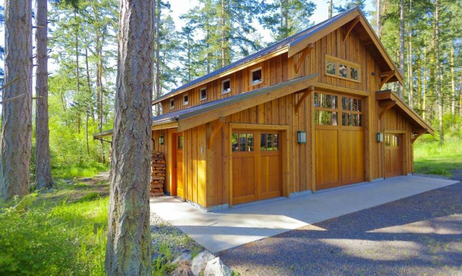 Garaże drewniane – najważniejsze zalety, trwałość i inspiracje aranżacyjne