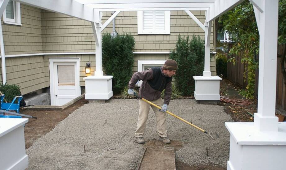 Domki narzędziowe w ogrodzie – praktyczne rozwiązania i inspiracje