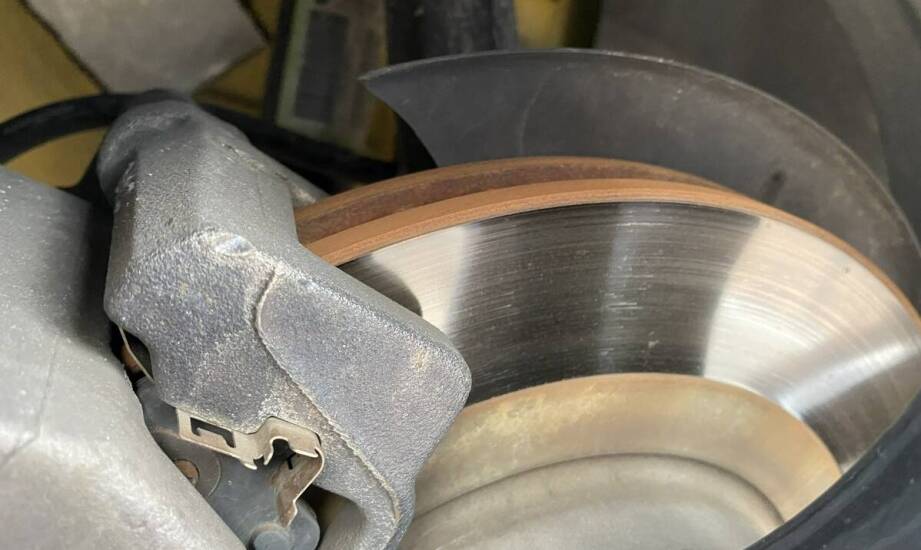 Szlifowanie wałków – kluczowe etapy i zastosowania w przemyśle