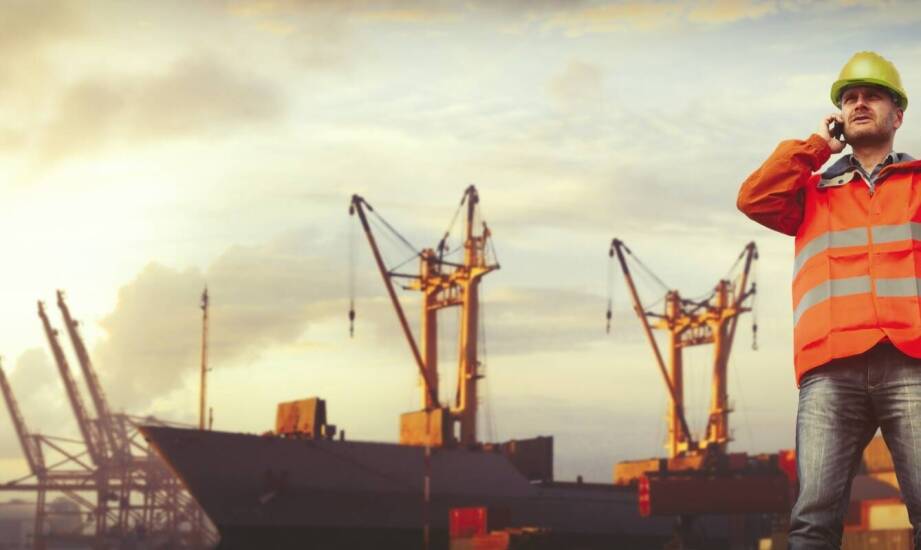 Dźwigi towarowe – zastosowania, budowa i istotne aspekty techniczne