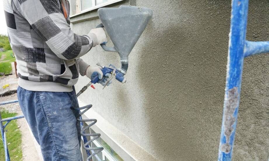 Czyszczenie elewacji – kiedy warto wykonać i jakie są dostępne metody