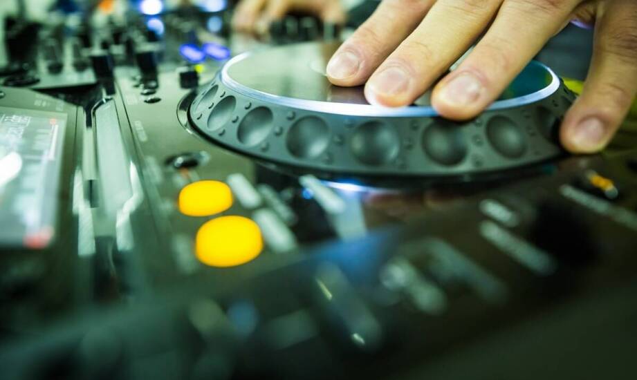 DJ Tomasz Wygoda – rozwój kariery i pasja do miksowania muzyki