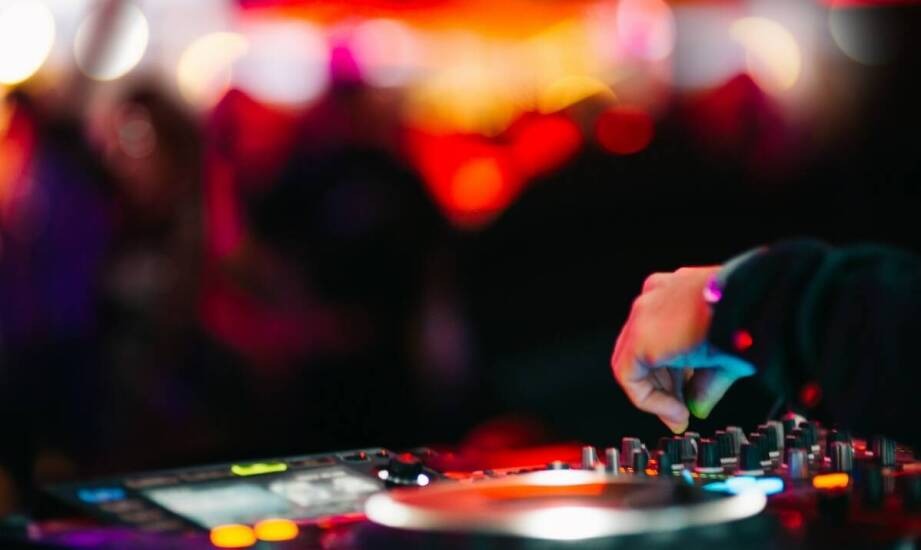 DJ Tomasz Wygoda – najnowsze muzyczne inspiracje i energia sceny rozrywki