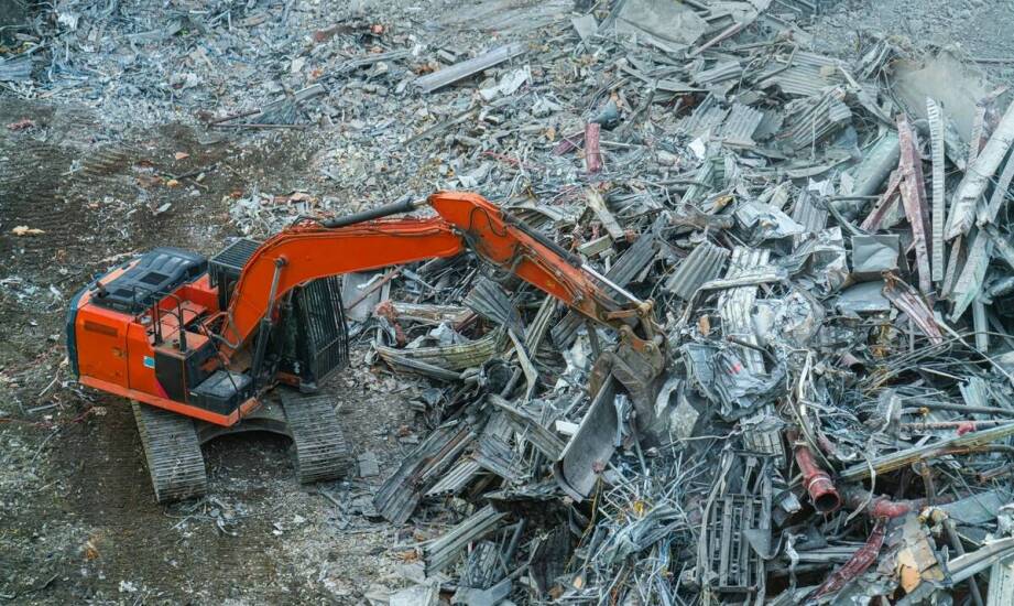 Wywóz gruzu i odpadów budowlanych – jak działa usługa i co obejmuje