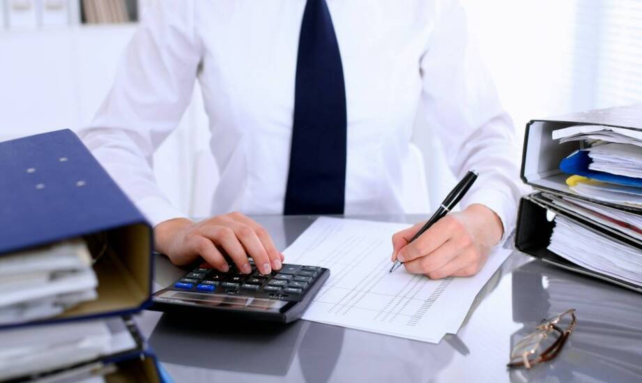 Jak wybrać dobrą księgową? Najważniejsze kryteria i wskazówki