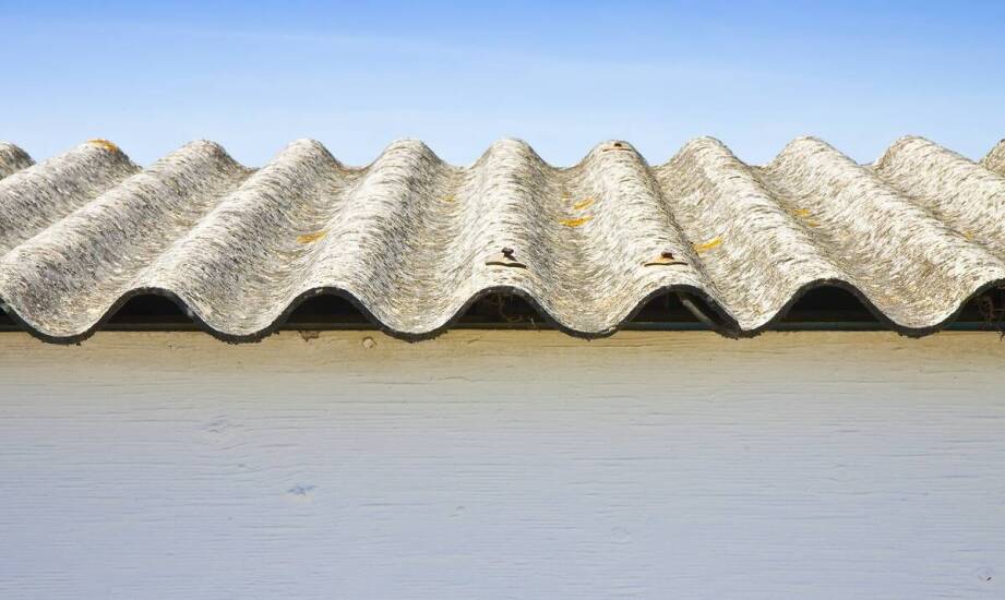 Znaczenie właściwej hydroizolacji dachów technicznych w ochronie budynków