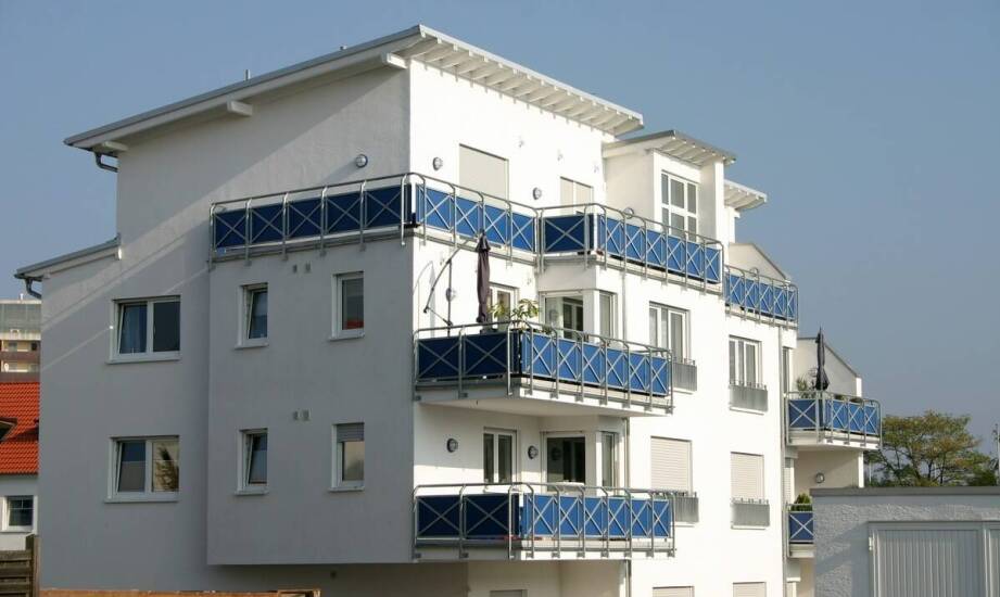 Hydroizolacje balkonów i tarasów – skuteczne zabezpieczenie przed wilgocią