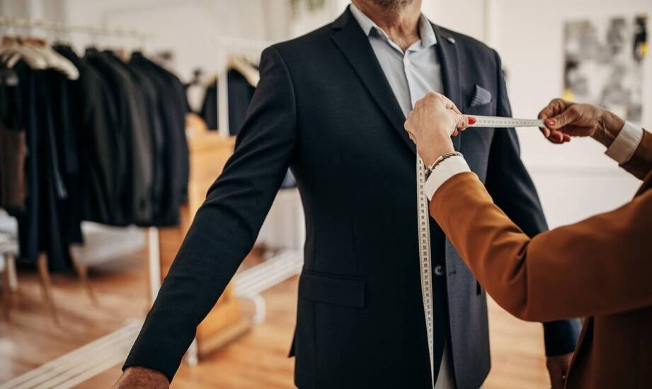 Odzież dla pracowników – funkcje, materiały i znaczenie w miejscu pracy