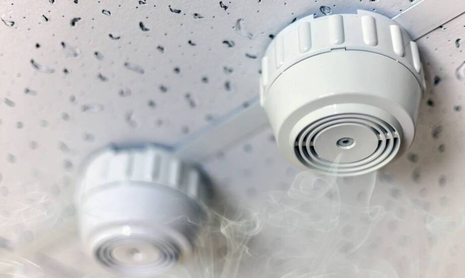 Jak działa filtr sufitowy do kabiny lakierniczej i jakie pełni funkcje?