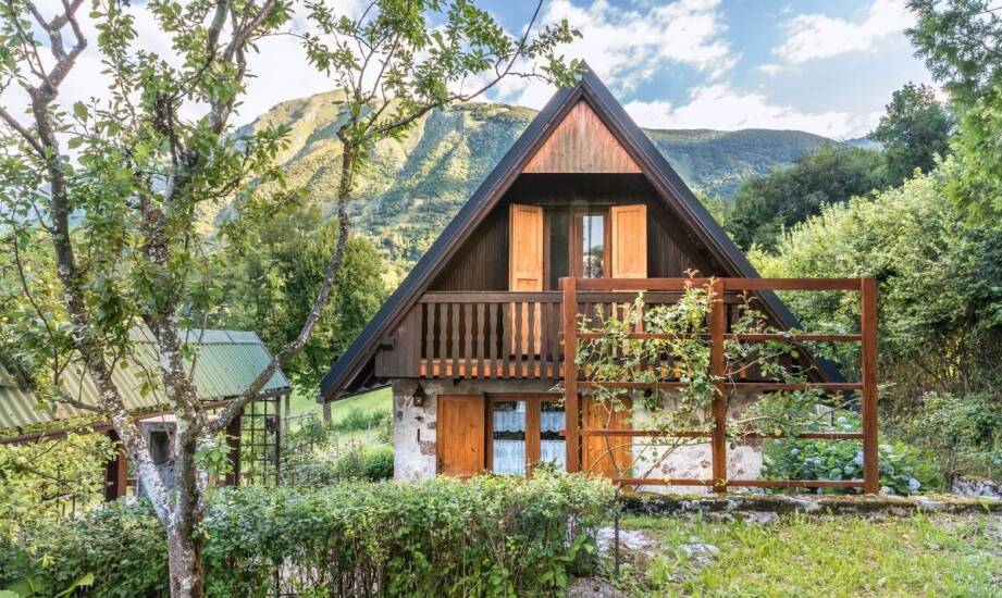 Domek całoroczny w górach – zalety wyboru i możliwości aranżacji