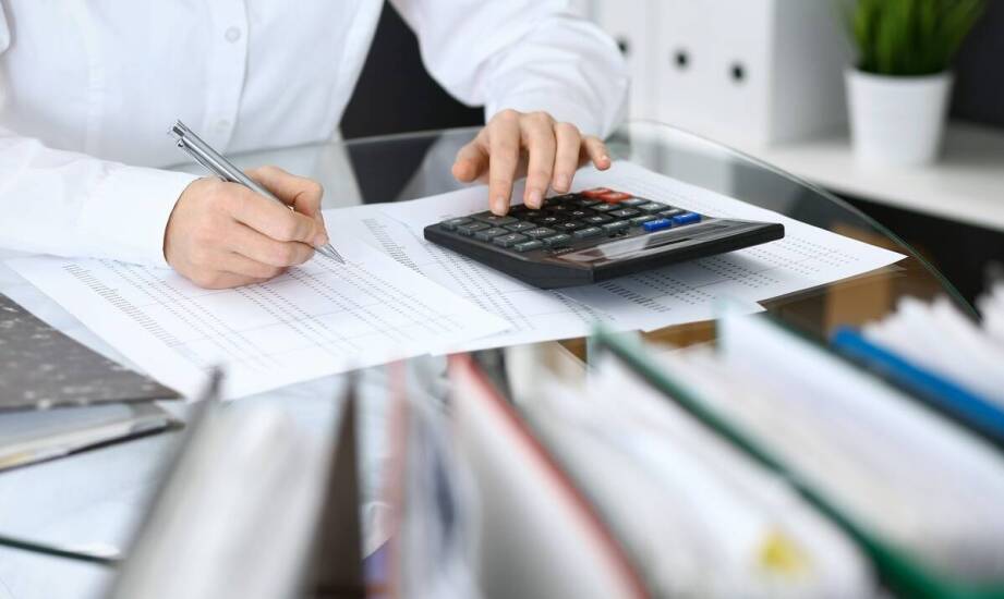 Jakie korzyści daje współpraca z biurem rachunkowym dla przedsiębiorców?