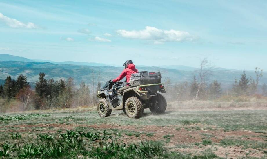 Jak zorganizować emocjonującą wyprawę off-roadową samochodem 4x4?