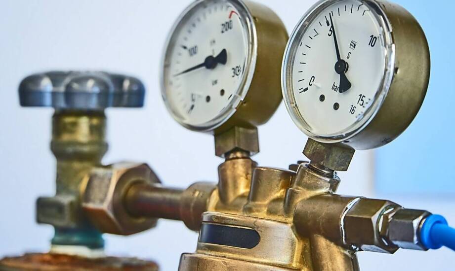 Manometry w instalacjach wodnych – jak działają i do czego służą?