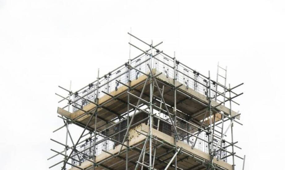 Rusztowania – zastosowania, rodzaje konstrukcji i ważne aspekty użytkowania