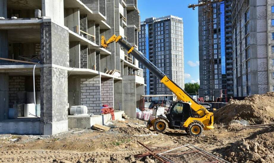 Jak wybrać windę budowlaną dostosowaną do potrzeb inwestycji budowlanej