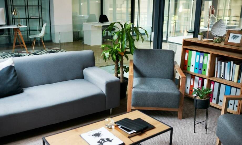 Kółka meblowe – jak wpływają na wygodę użytkowania i trwałość mebli