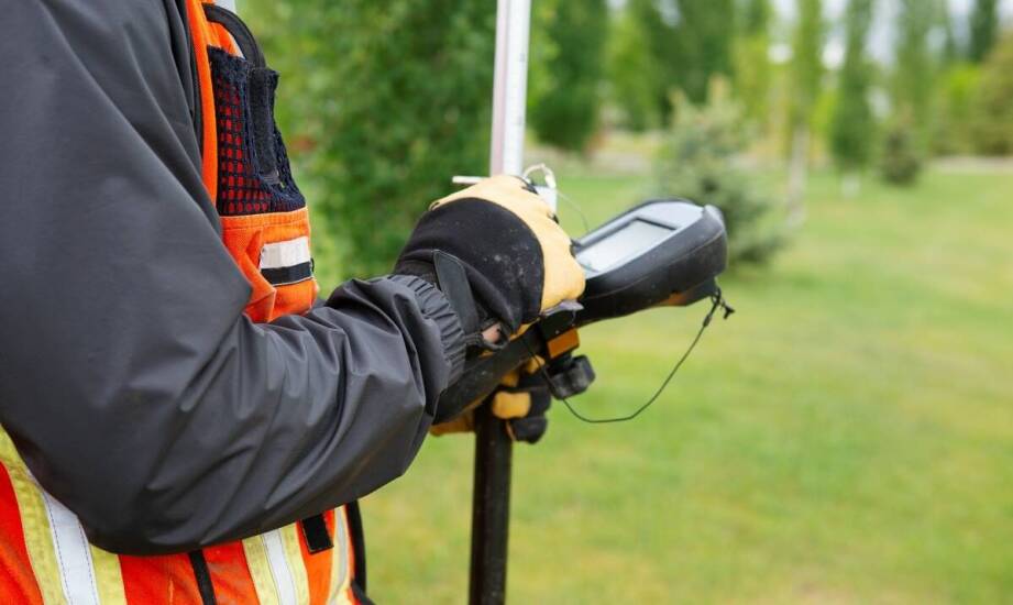 Kalibracja przenośnych detektorów gazowych – dlaczego jest konieczna?