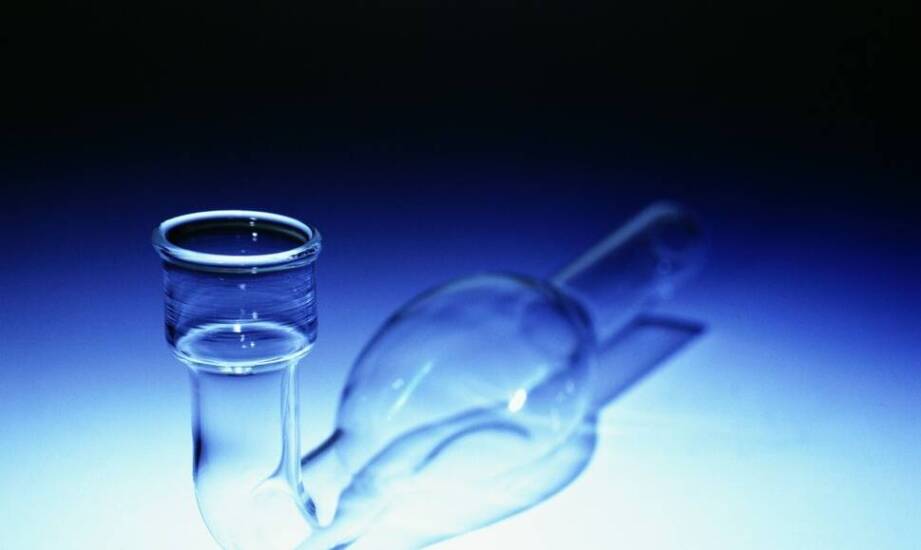 Szkło hartowane – zastosowania, zalety i możliwości wykorzystania w domu