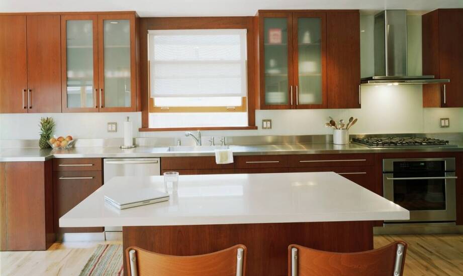 Szkło hartowane do kuchni – pomysły na stylowe i funkcjonalne wnętrze