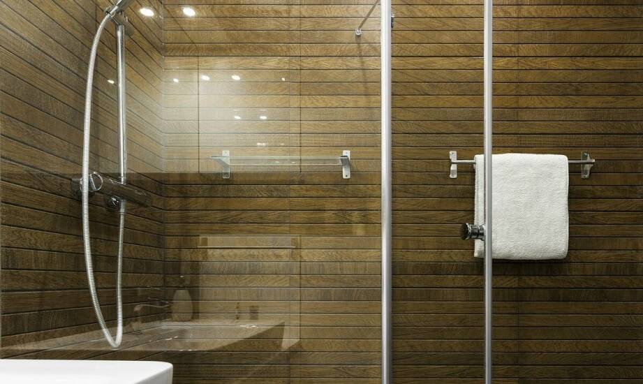 Ścianki prysznicowe dopasowane do wnętrza – inspiracje i możliwości aranżacji