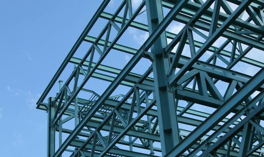 Konstrukcje stalowe – zastosowania i możliwości rozwoju w przemyśle