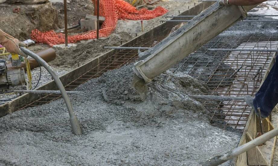 Jak działają węzły do produkcji betonu i jakie mają znaczenie w przemyśle?