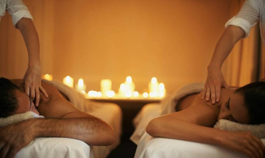 Czy wizyta w salonie masażu to dobry pomysł na randkę?