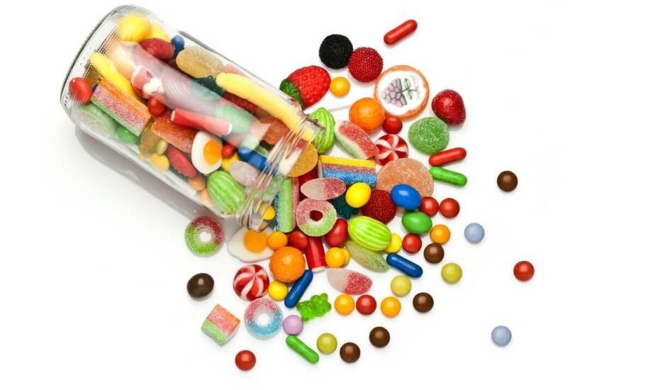 Jakie opakowania najlepiej sprawdzają się przy przechowywaniu słodyczy?