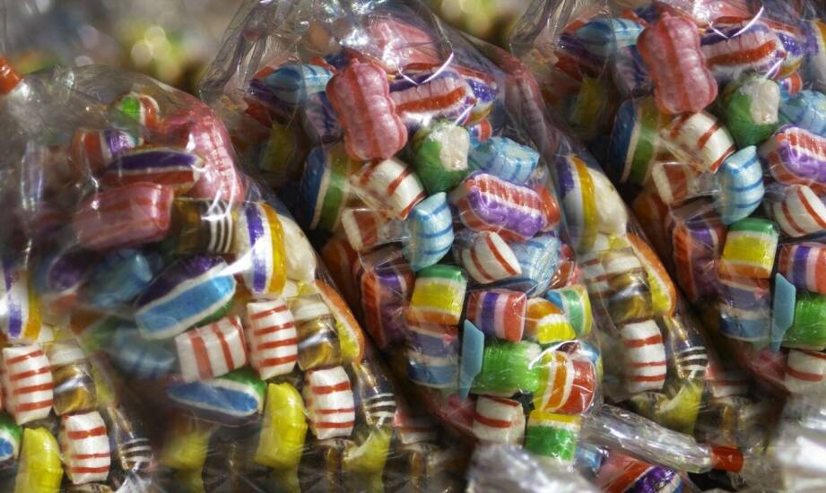 Pomysły na opakowania na słodycze – przegląd rozwiązań i inspiracji rynkowych