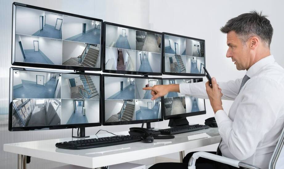 Monitoring – jak działają systemy nadzoru i jakie korzyści zapewniają?