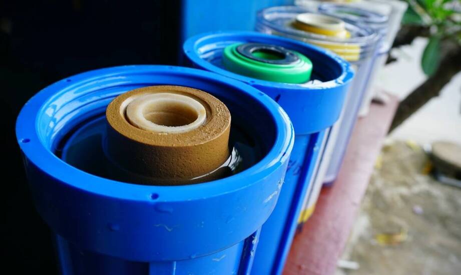 Rolki gumowane – komfort i ochrona podłóg w codziennym użytkowaniu mebli