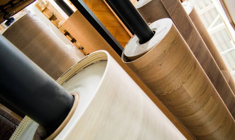 Rolki gumowane – jakie korzyści oferują w codziennej aranżacji mebli